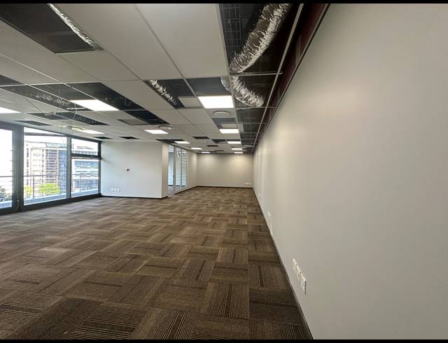 140.80M² OFFICE TO LET IN CENTURION CENTRAL